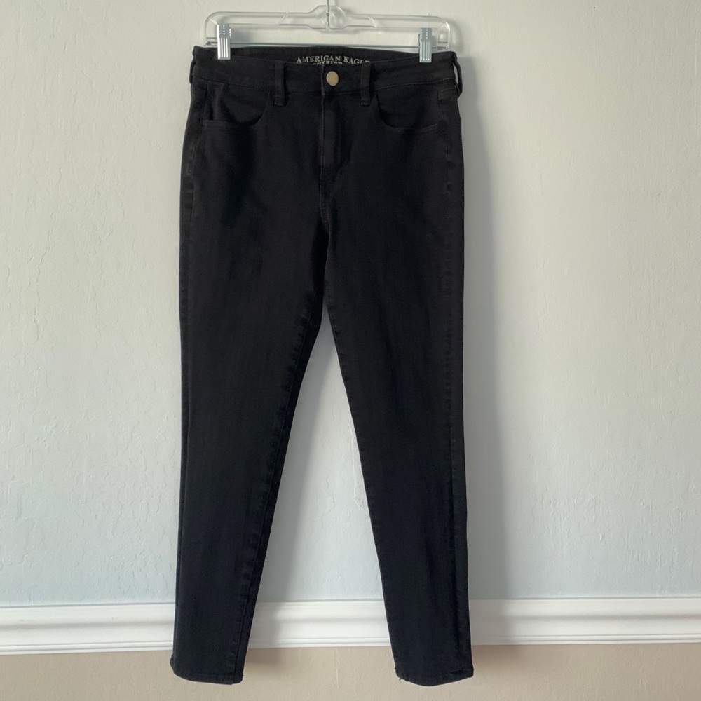 American Eagle black high-rise jegging